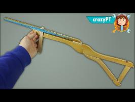3 Amazing Weapons made With Hangers